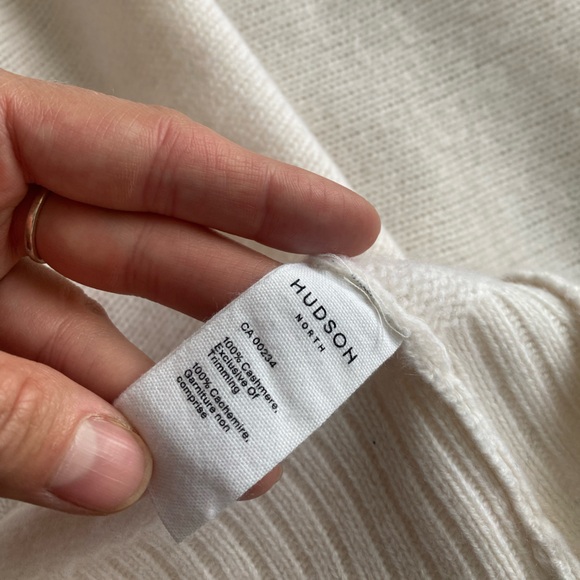 Hudson Jeans Cream Crew Neck Sweater - Picture 4 of 7